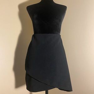 H&M black skirt